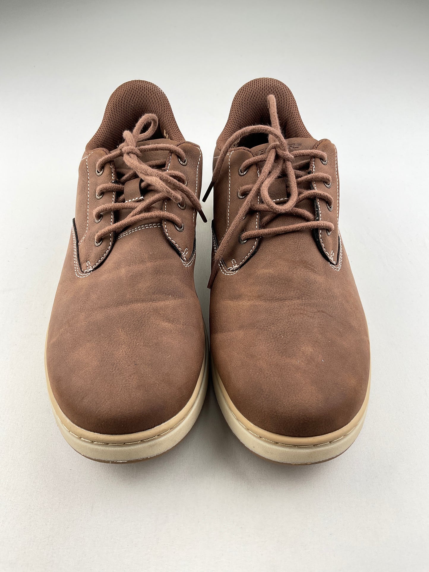 Tenis Marron Skechers