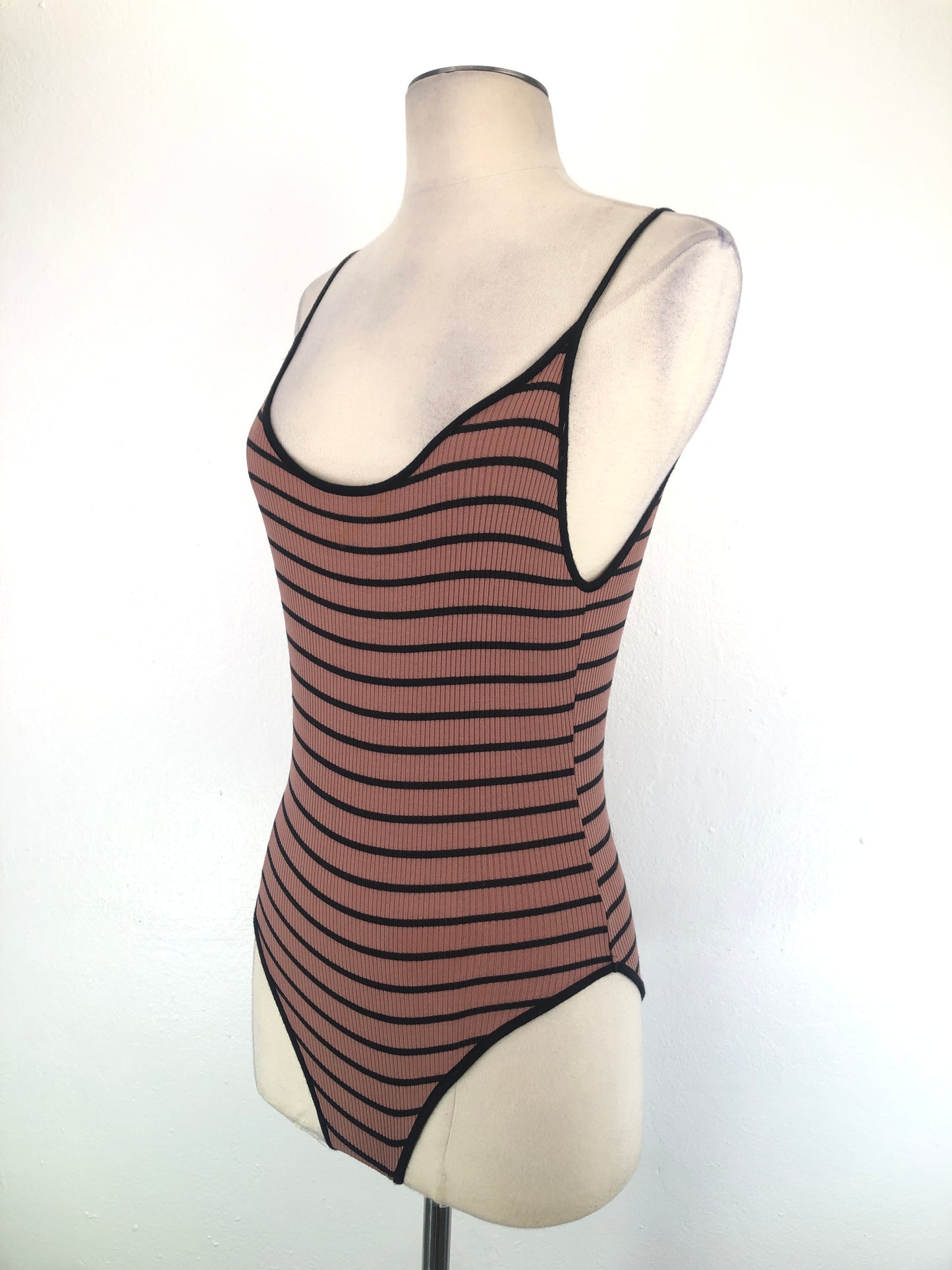 Body Nude Rayas Ferever 21