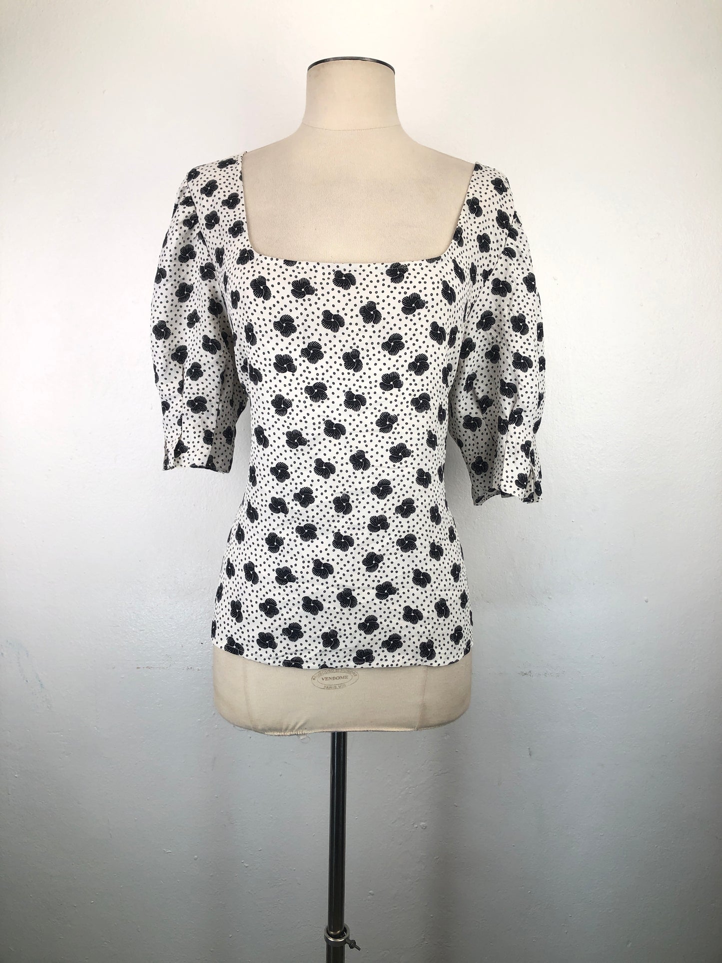Blusa Blanco de Flores Ann Taylor