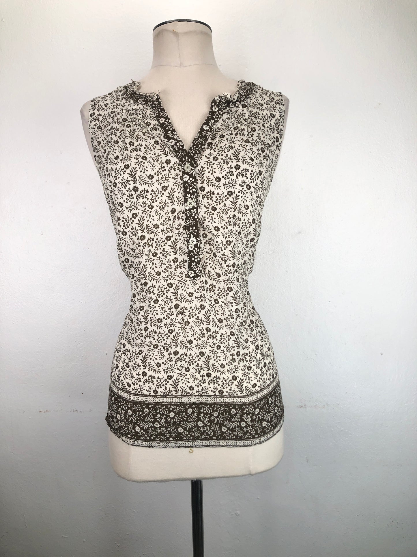 Blusa Crema  Floral Talbots