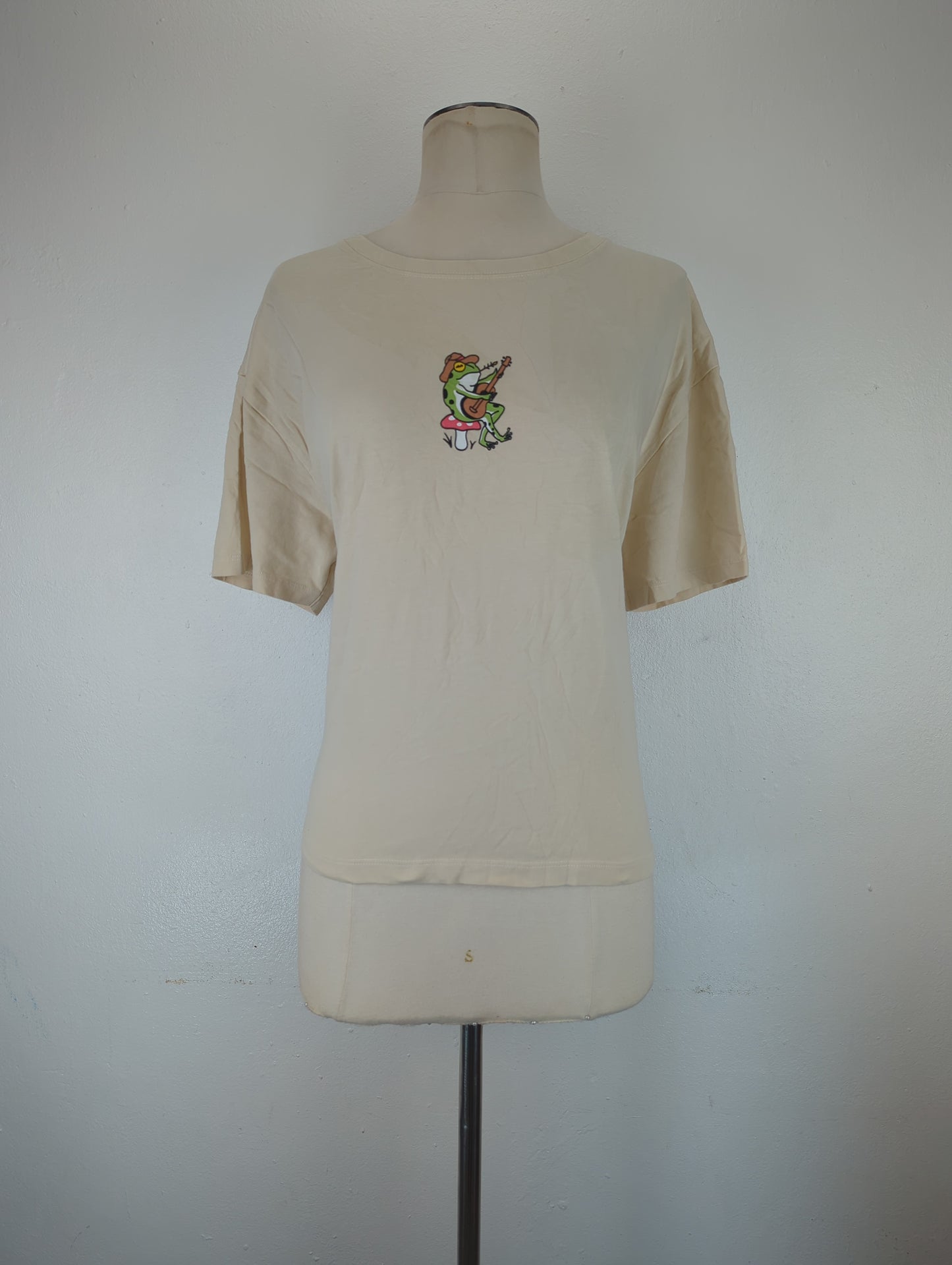 Camiseta Crema Life Is Good