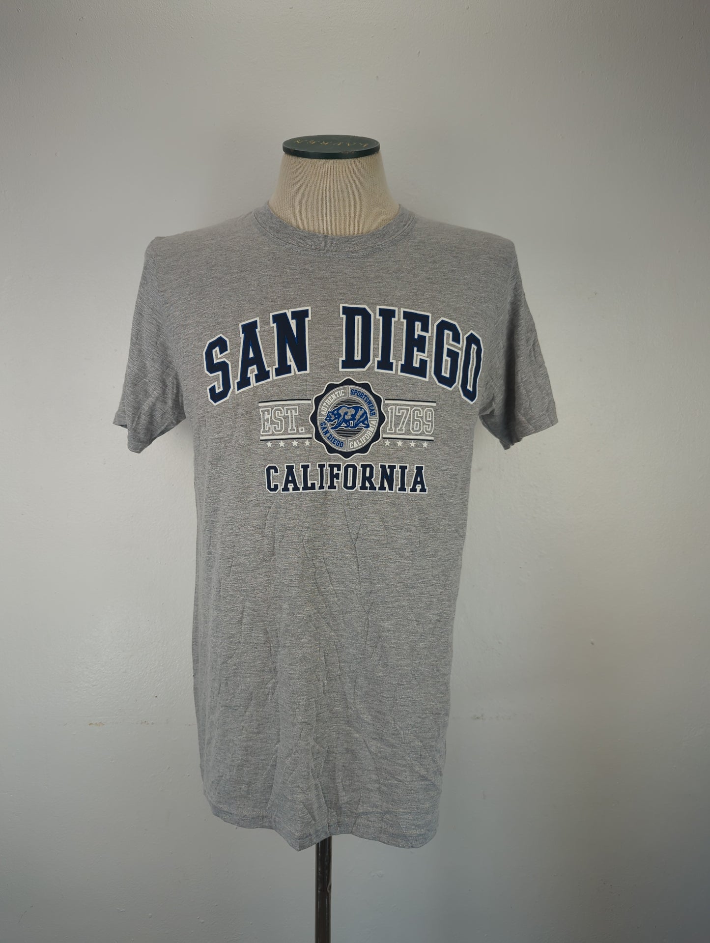 Camiseta Gris Stellar