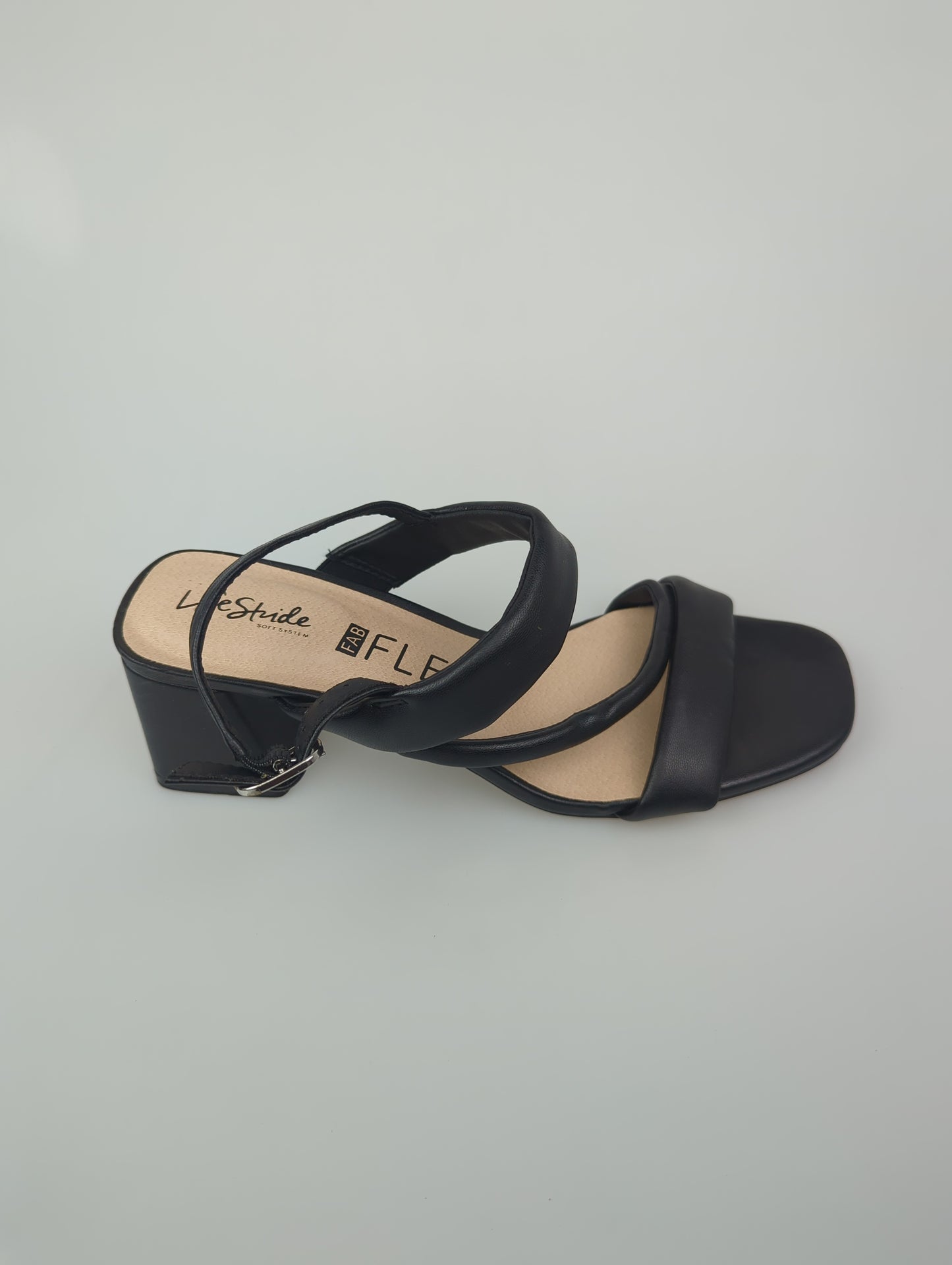 Zapatilla Negro de Tacon Life Stride