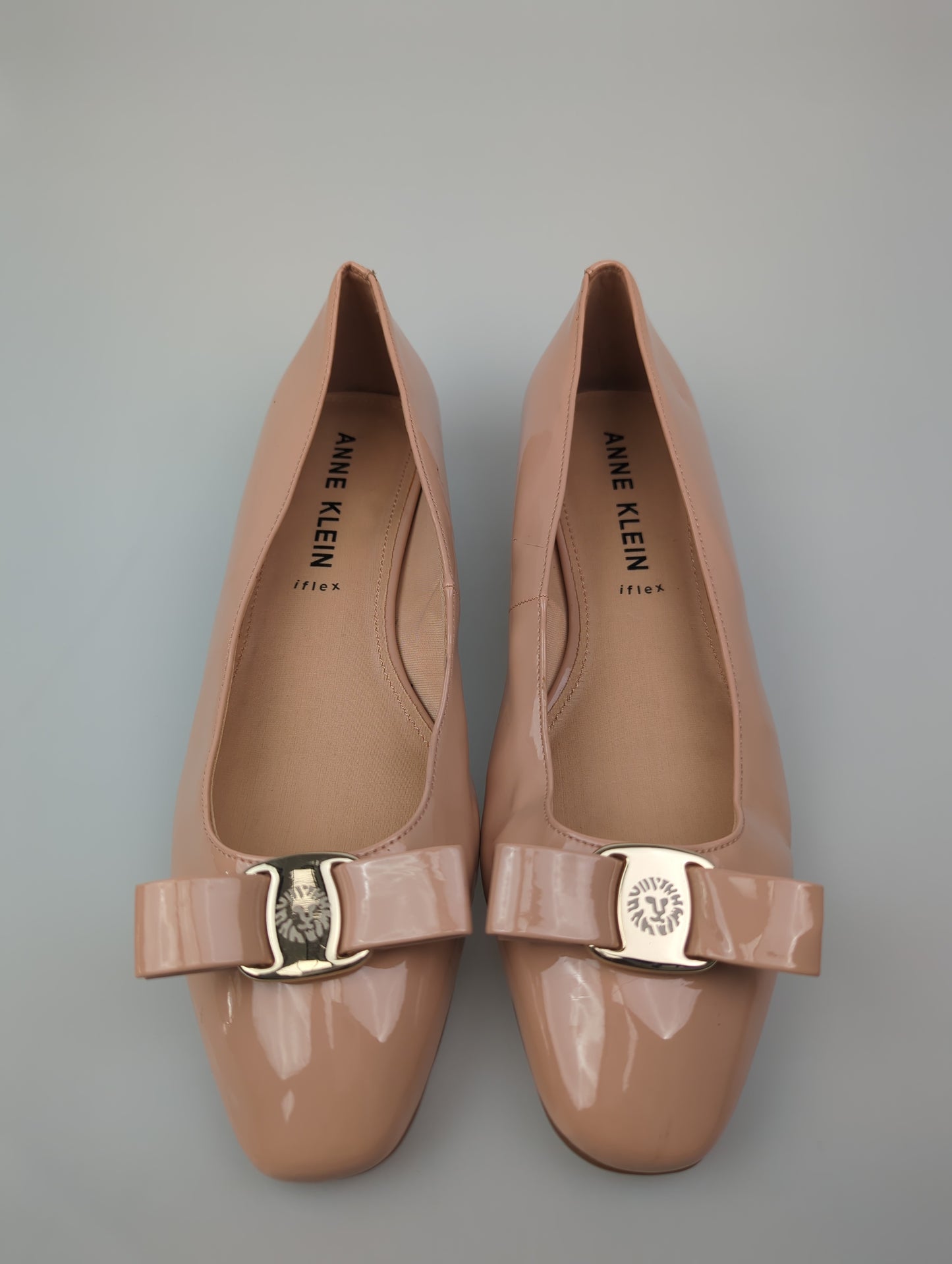 Zapatos Crema Anne Klein