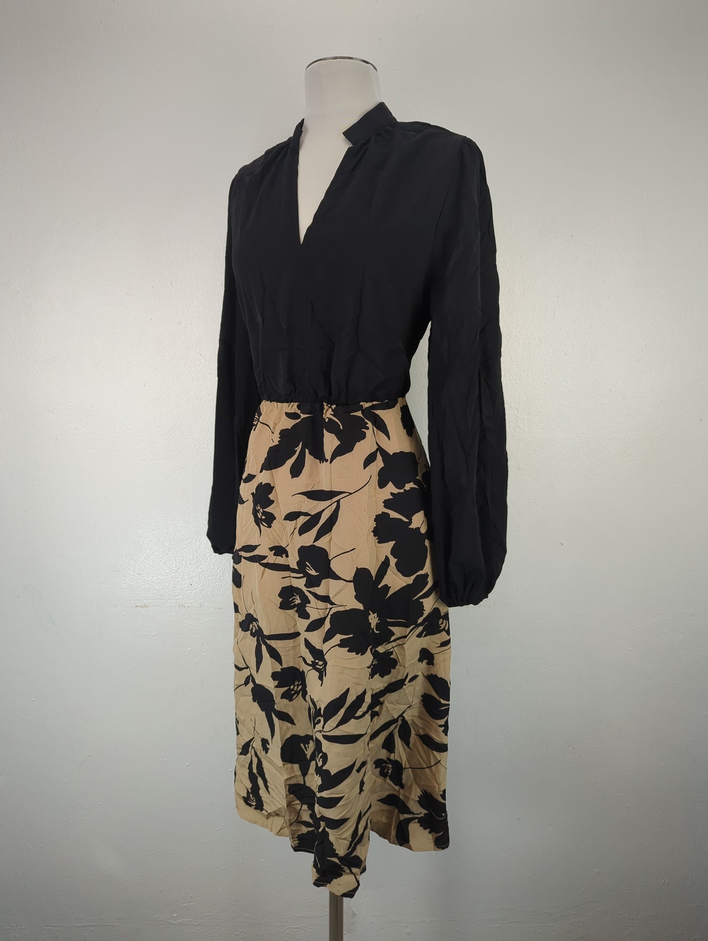 Vestido Negro Floral Greathe