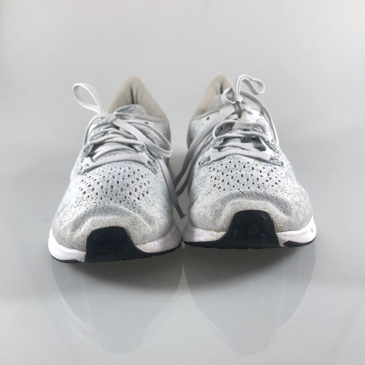 Tenis Gris Nike Zoom  Pegasus 35